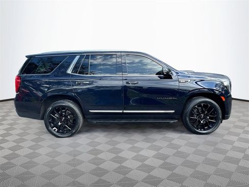 Used 2022 GMC Yukon SLT w/ SLT Premium Package image 5