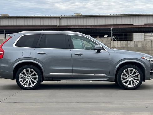 Used 2016 Volvo XC90 T6 Inscription w/ Vision Package image 9