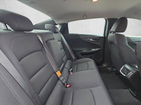 Used 2024 Chevrolet Malibu LT FWD image 17