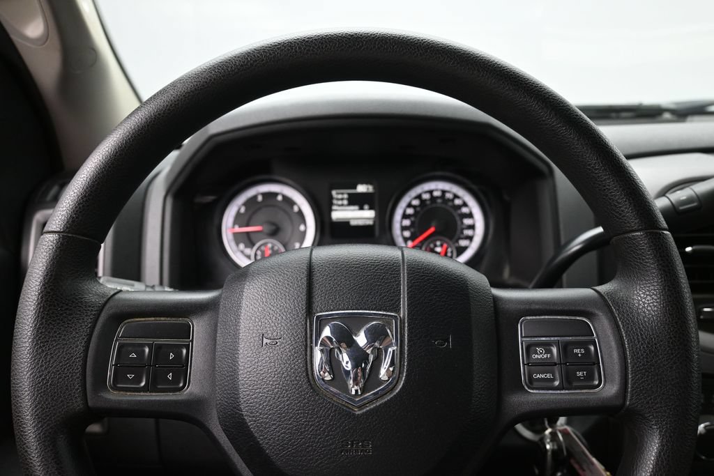 Used 2014 RAM 1500 Express AWD/4WD image 10