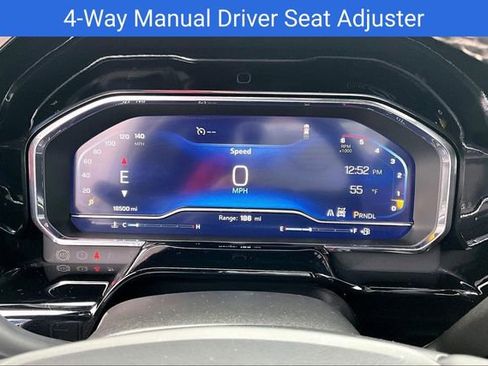 Certified 2025 Chevrolet Silverado 2500 LT w/ Convenience Package image 18