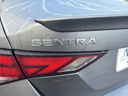 Used 2021 Nissan Sentra SR image 7