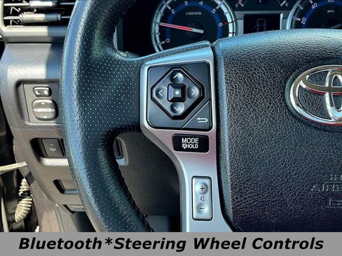 Used 2019 Toyota 4Runner SR5 AWD/4WD image 11
