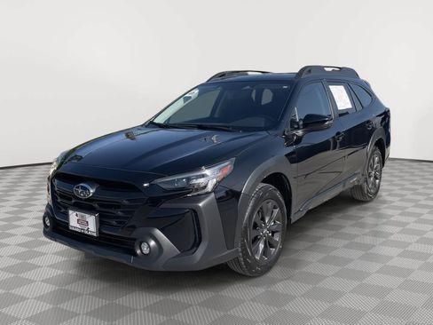 Certified 2025 Subaru Outback Onyx Edition XT AWD/4WD image 11