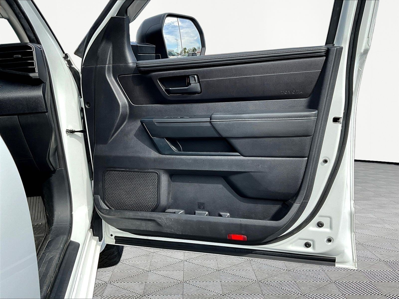 Used 2023 Toyota Tundra SR AWD/4WD image 28