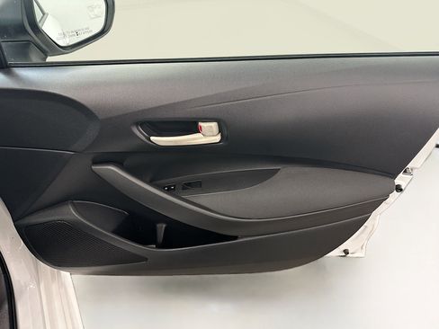 Used 2024 Toyota Corolla LE image 33
