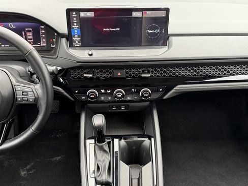 Used 2024 Honda Accord EX-L image 15