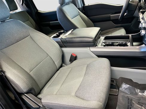 Used 2024 Ford F150 XLT w/ Mobile Office Package image 28