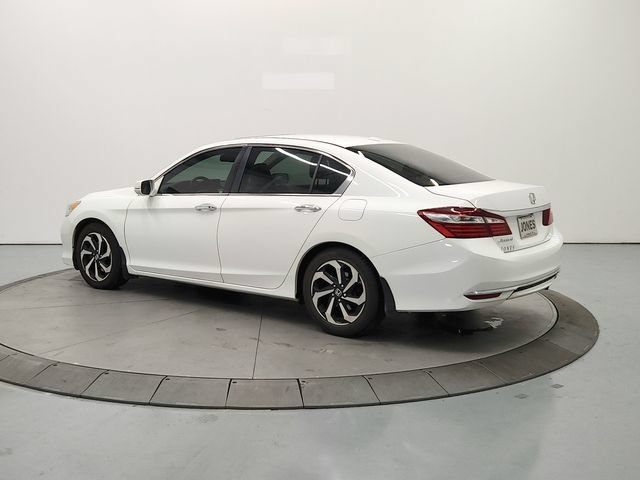 Used 2017 Honda Accord EX-L image 6