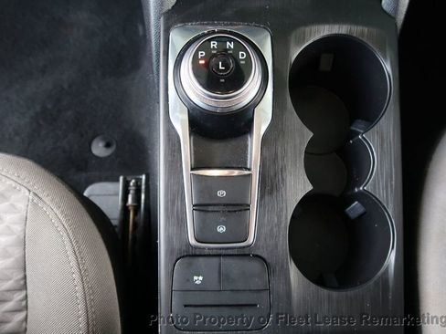 Used 2021 Ford Escape SE image 33