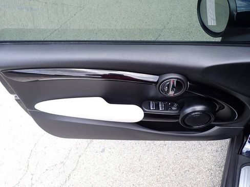 Used 2023 MINI Cooper S FWD image 19