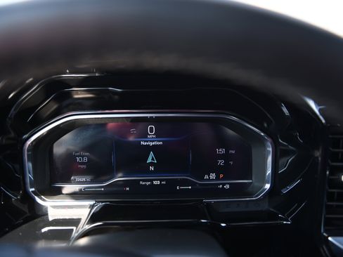 Used 2024 Chevrolet Silverado 1500 High Country w/ Technology Package image 24