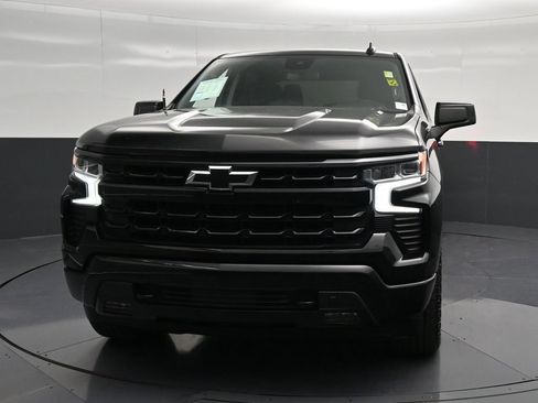 Used 2023 Chevrolet Silverado 1500 RST AWD/4WD image 6