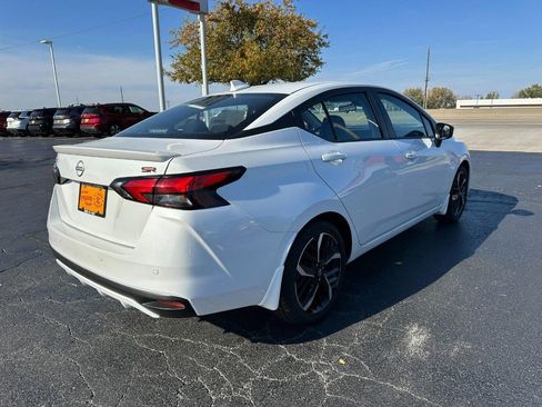 New 2025 Nissan Versa SR w/ Trunk Package image 3