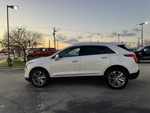 Certified 2024 Cadillac XT5 Premium Luxury w/ LPO, Floor Liner Package image 6