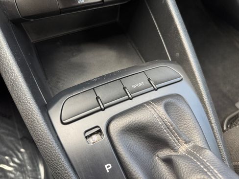 Used 2023 Kia Rio LX FWD image 19