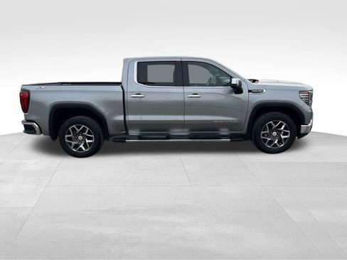 Used 2023 GMC Sierra 1500 SLT w/ SLT Premium Package image 8