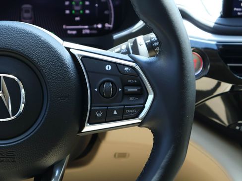 Certified 2025 Acura MDX FWD w/ Technology Package image 23