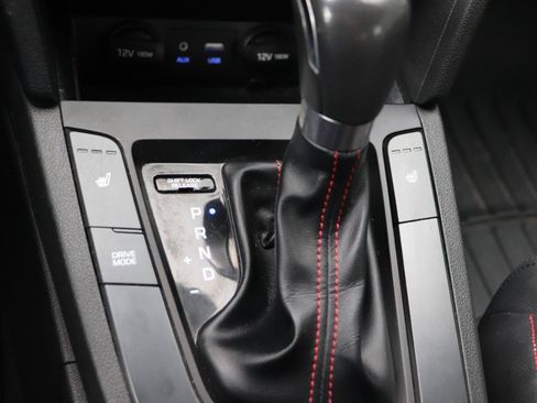 Used 2018 Hyundai Elantra Sport FWD image 13