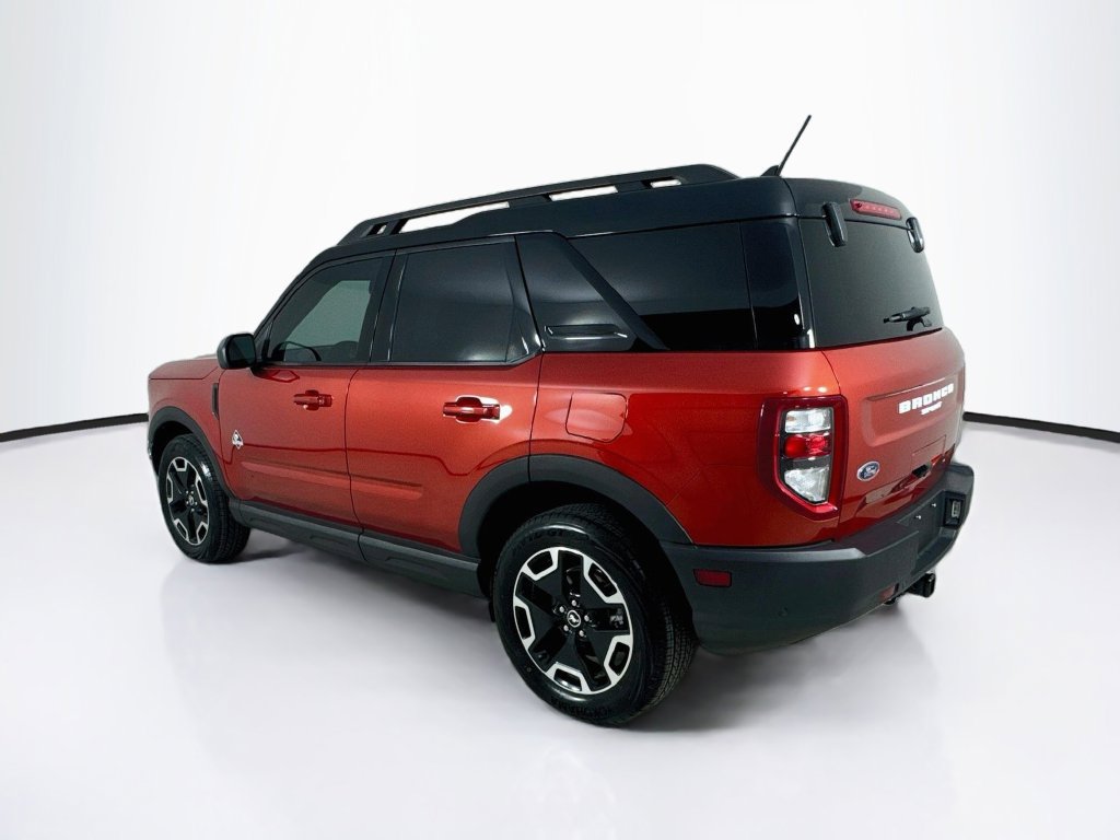 Used 2022 Ford Bronco Sport Outer Banks w/ Tech Package AWD/4WD image 6