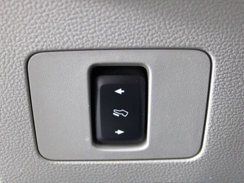 Used 2022 Ford F350 XLT w/ XLT Value Package image 19