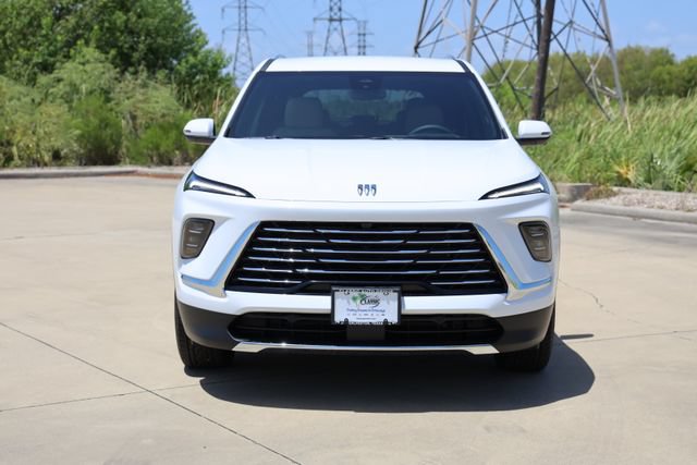 New 2026 Buick Enclave Preferred FWD image 2