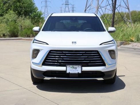 New 2026 Buick Enclave Preferred FWD image 2