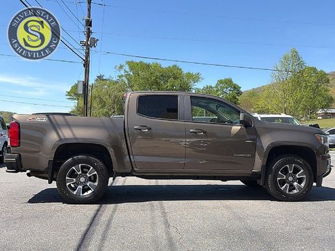 Used 2015 Chevrolet Colorado Z71 image 7