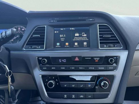 Used 2016 Hyundai Sonata SE w/ Cargo Package FWD image 30
