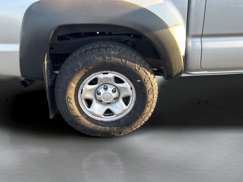 Used 2009 Toyota Tacoma PreRunner RWD image 35