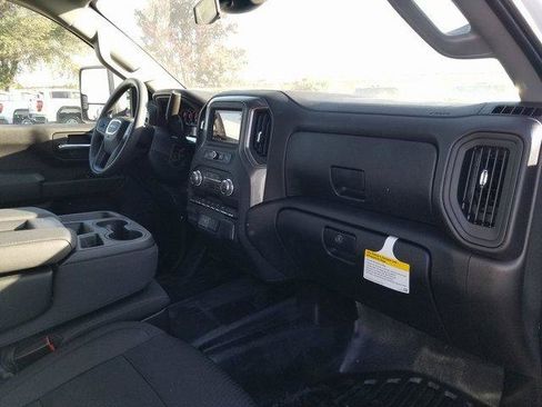 New 2025 GMC Sierra 2500 Pro w/ Convenience Package image 11