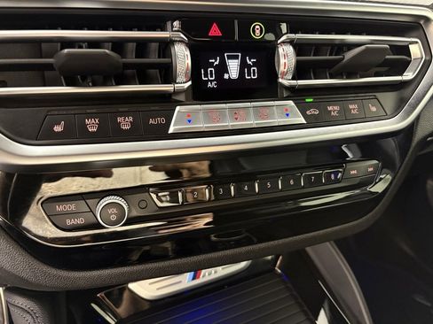 Used 2023 BMW X4 M40i w/ Premium Package image 27