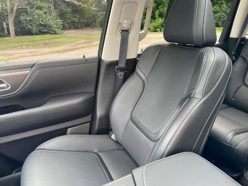 Certified 2025 INFINITI QX80 Pure AWD/4WD image 19