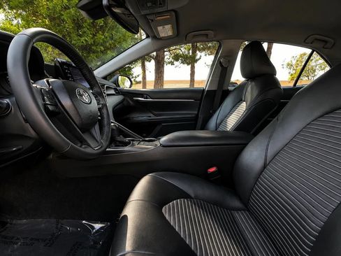 Used 2023 Toyota Camry SE w/ Convenience Package FWD image 28