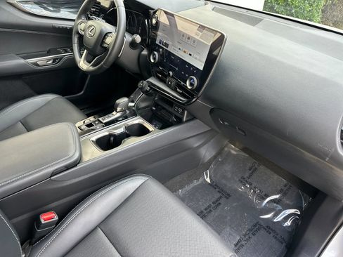 Used 2025 Lexus NX 350h AWD w/ Cold Area Package image 18