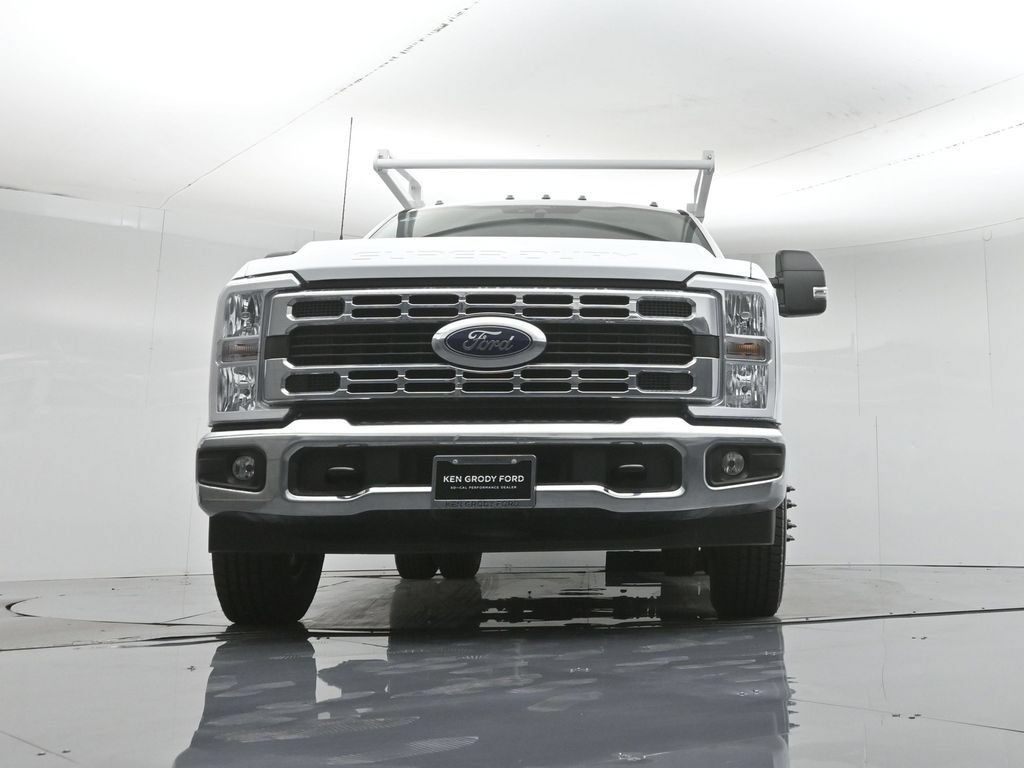 New 2025 Ford F350 XL w/ XL Chrome Package RWD image 50