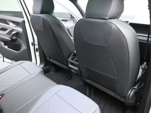 New 2026 Volkswagen Tiguan SE R-Line image 24