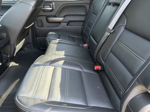 Used 2017 GMC Sierra 2500 Denali w/ Duramax Plus Package AWD/4WD image 15
