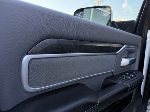 Used 2022 RAM 2500 Big Horn image 40