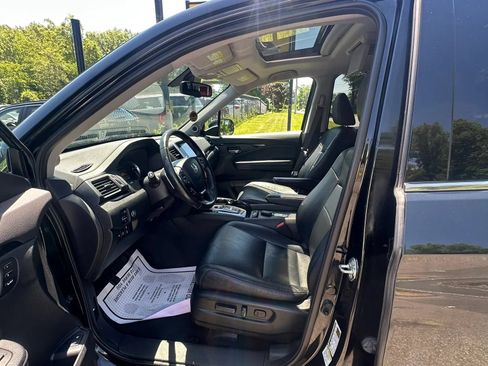 Used 2016 Honda Pilot Touring image 22