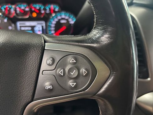 Used 2018 Chevrolet Tahoe Premier AWD/4WD image 25