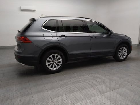 Used 2019 Volkswagen Tiguan SEL R-Line image 10