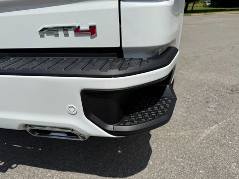 Used 2024 GMC Sierra 1500 AT4 w/ Technology Package image 48