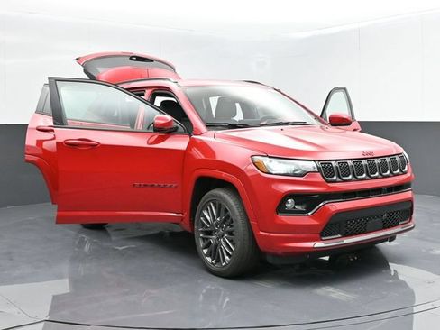 Used 2024 Jeep Compass Limited AWD/4WD image 51