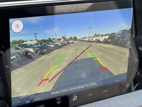 New 2025 Ford Maverick XLT image 22