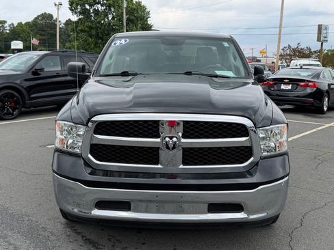 Used 2024 RAM 1500 Classic SLT AWD/4WD image 9