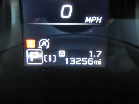 Used 2024 Subaru Crosstrek 2.0i AWD/4WD image 33