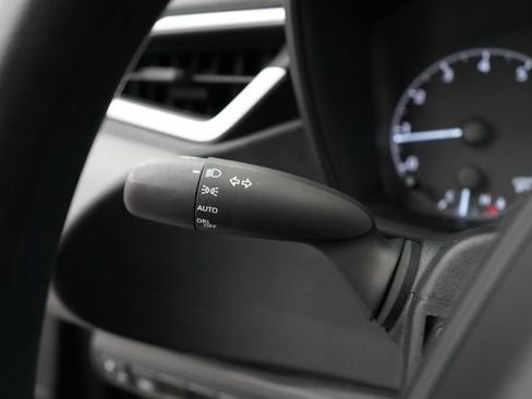 Used 2024 Toyota Corolla LE FWD image 18