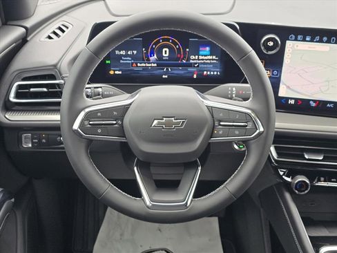 New 2026 Chevrolet Traverse LT image 14