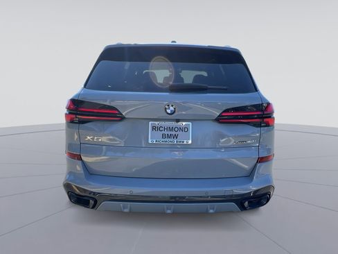 New 2026 BMW X5 xDrive40i w/ M Sport Package image 4